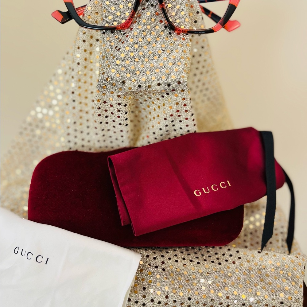 Gucci Pink Tortoiseshell Eyewear with original velvet case, cloth, and sleeve.